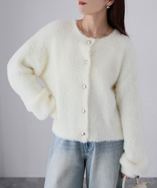 Riberry（リベリー）の「金ボタンシャギーニットカーディガン（カーディガン/ボレロ・レディース・チャコールグレー/オフホワイト/ブラック・FREE）」の4枚目の写真