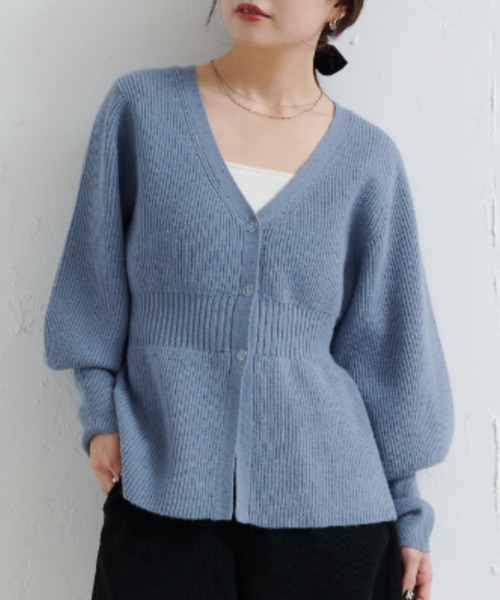Kastane(カスタネ)の「【新色追加/5色展開】ペプラムネップニットカーディガン(ニット/セーター・レディース・チャコールグレー/ブルー/アイボリー/レッド/サックスブルー・FREE)」の4枚目の写真