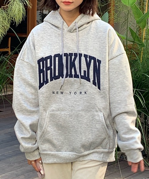 Teem Store(チームストア)の「【裏起毛】英字刺繍ビッグシルエットパーカー(パーカー・レディース・オートミール/ネイビー/グレー・F)」の14枚目の写真