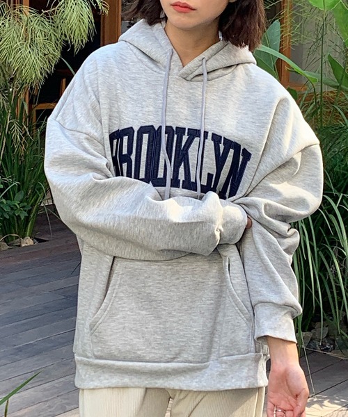 Teem Store(チームストア)の「【裏起毛】英字刺繍ビッグシルエットパーカー(パーカー・レディース・オートミール/ネイビー/グレー・F)」の16枚目の写真