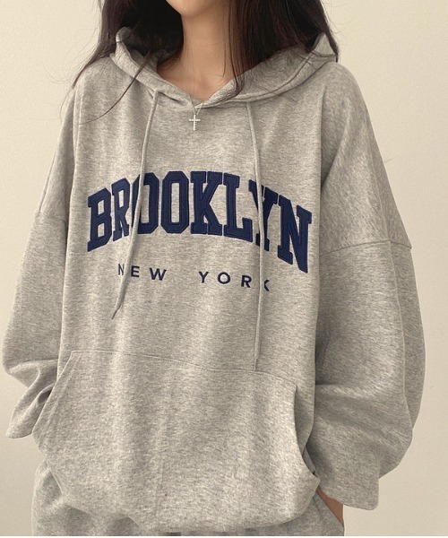 Teem Store(チームストア)の「【裏起毛】英字刺繍ビッグシルエットパーカー(パーカー・レディース・オートミール/ネイビー/グレー・F)」の10枚目の写真