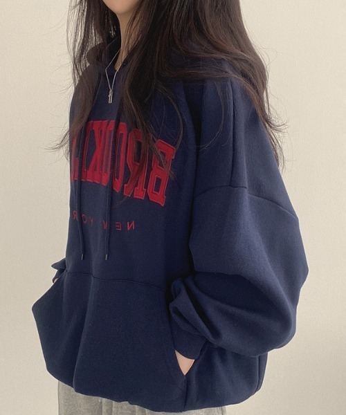 Teem Store(チームストア)の「【裏起毛】英字刺繍ビッグシルエットパーカー(パーカー・レディース・オートミール/ネイビー/グレー・F)」の6枚目の写真