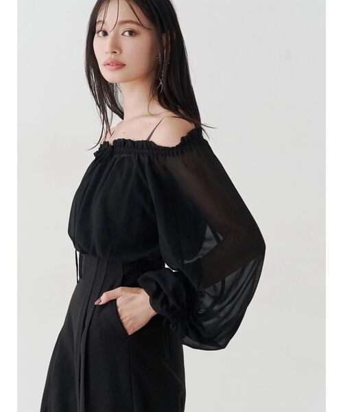 MERCURYDUO（マーキュリーデュオ）の「ボリュームスリーブドッキングロンパース（ワンピース・レディース・アイボリー/ブラック・SMALL/MEDIUM）」の7枚目の写真