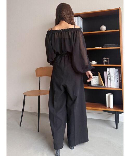 MERCURYDUO（マーキュリーデュオ）の「ボリュームスリーブドッキングロンパース（ワンピース・レディース・アイボリー/ブラック・SMALL/MEDIUM）」の18枚目の写真