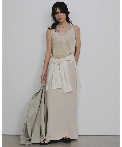 anuke(アンヌーク)の「Georgette Pencil Skirt(スカート・レディース・アイボリー/ブラック・36inch/38inch)」の9枚目の写真