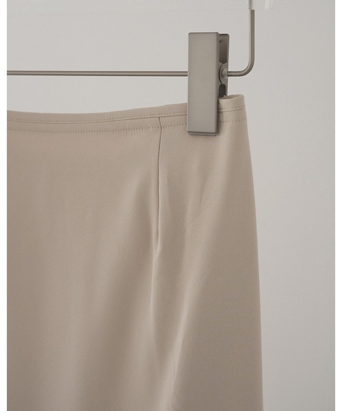 anuke(アンヌーク)の「Georgette Pencil Skirt(スカート・レディース・アイボリー/ブラック・36inch/38inch)」の14枚目の写真