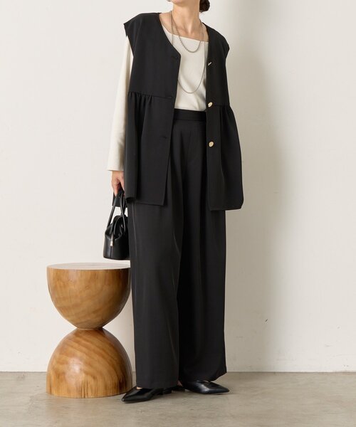 Jena espace merveilleux(ジェナ エスパスメルヴェイユ)の「《さわゆい企画》【WEB限定 】スクエアネックニット(ニット/セーター・レディース・ブラック/オフホワイト・FREE)」の9枚目の写真