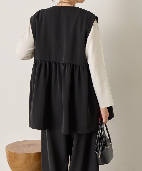 Jena espace merveilleux(ジェナ エスパスメルヴェイユ)の「《さわゆい企画》【WEB限定 】スクエアネックニット(ニット/セーター・レディース・ブラック/オフホワイト・FREE)」の14枚目の写真