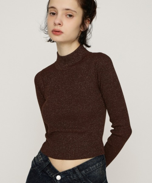 SLY（スライ）の「GLITTER COMPACT TOPS グリッター コンパクト トップス 秋服 冬服（ニット/セーター・レディース・ブラック/アイボリー/レッド/ブラウン・1/2）」の22枚目の写真