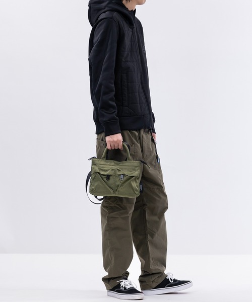GERRY（ジェリー）の「【Y】〔GERRY/ジェリー〕ダブルポケット ヘルメットバッグ（ショルダーバッグ・メンズ・ダークグリーン/ブラック・FREE）」の10枚目の写真
