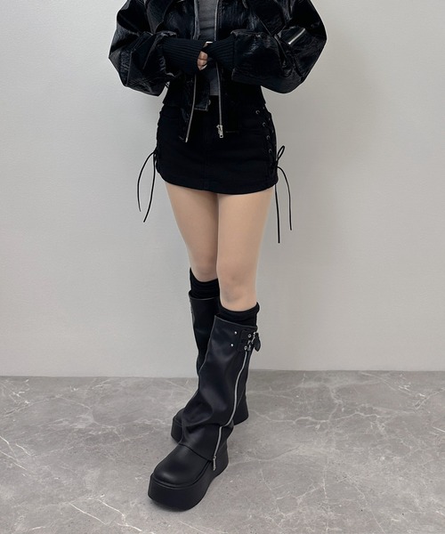 FOLLOWIN（フォロウィン）の「【 インパン裏地付き 】サイドレースアップデニムミニスカート（デニムスカート・レディース・ブルー/ブラック・MEDIUM/SMALL/LARGE）」の14枚目の写真