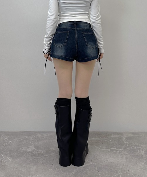FOLLOWIN（フォロウィン）の「【 インパン裏地付き 】サイドレースアップデニムミニスカート（デニムスカート・レディース・ブルー/ブラック・MEDIUM/SMALL/LARGE）」の17枚目の写真