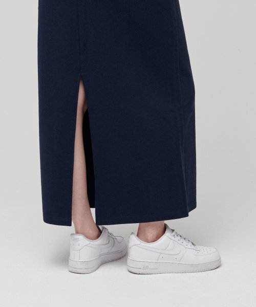MUSINSA STANDARD WOMAN(ムシンサスタンダードウーマン)の「レディーススウェットマキシスカート【ネイビー】(スカート・レディース・その他・SMALL/MEDIUM/LARGE/X-SMALL)」の5枚目の写真