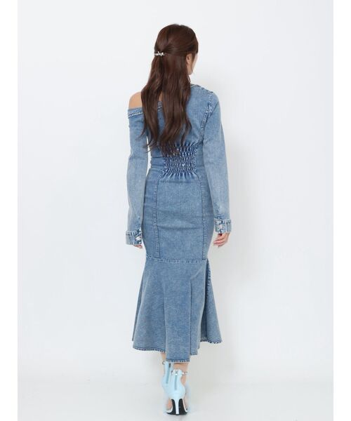 EATME（イートミー）の「アシンメトリーマーメイドデニムワンピース（ワンピース・レディース・ブルー/ブラック・SMALL/MEDIUM）」の5枚目の写真