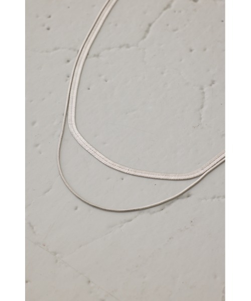 AZUL by moussy（アズールバイマウジー）の「2連チェーンネックレス（ネックレス・メンズ・ゴールド/シルバー・FREE）」の4枚目の写真