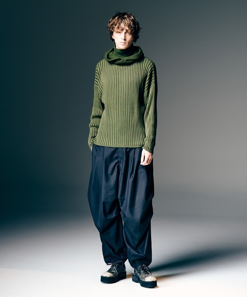 glamb（グラム）の「Stripe Rib Knit Hoodie / ストライプリブニットフーディー（ニット/セーター・メンズ・ブラック/カーキ・M/L）」の9枚目の写真