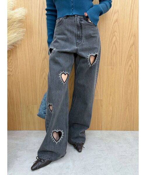 EVRIS（エヴリス）の「ビジューハートカッティングワイドデニムパンツ（デニムパンツ・レディース・ブラック/ブルー・SMALL/MEDIUM）」の14枚目の写真