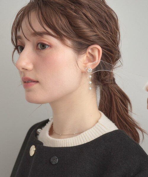 couture brooch(クチュールブローチ)の「フラワーモチーフイヤリング(イヤリング・レディース・ゴールド・00)」の6枚目の写真