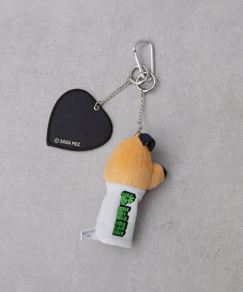 ear PAPILLONNER（イアパピヨネ）の「【PEZ(ペッツ)×ear】ディスペンサー型ぬいぐるみチャーム（チャーム・レディース・ブルー/ホワイト・FREE）」の8枚目の写真