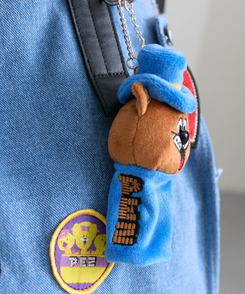ear PAPILLONNER（イアパピヨネ）の「【PEZ(ペッツ)×ear】ディスペンサー型ぬいぐるみチャーム（チャーム・レディース・ブルー/ホワイト・FREE）」の15枚目の写真