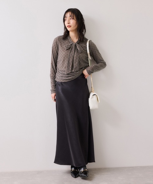 VIS（ビス）の「ベロアボウタイドットカットソー（Tシャツ/カットソー・レディース・オフホワイト/ベージュ系その他・FREE）」の11枚目の写真