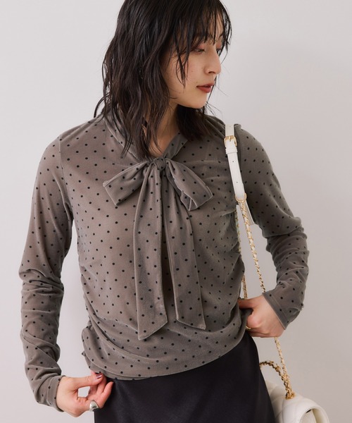 VIS（ビス）の「ベロアボウタイドットカットソー（Tシャツ/カットソー・レディース・オフホワイト/ベージュ系その他・FREE）」の8枚目の写真