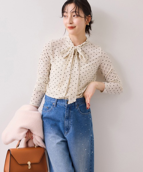 VIS（ビス）の「ベロアボウタイドットカットソー（Tシャツ/カットソー・レディース・オフホワイト/ベージュ系その他・FREE）」の6枚目の写真