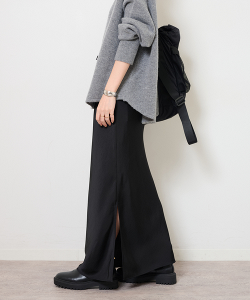 JOURNAL STANDARD relume(ジャーナルスタンダード レリューム)の「《追加2》サテンナロースカート(スカート・レディース・ブラック/ブラウン・36/38)」の1枚目の写真