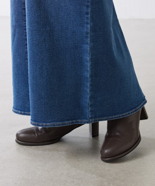 COLLAGE GALLARDAGALANTE（コラージュガリャルダガランテ）の「Q.anos/リラックスナローデニムスカート（デニムスカート・レディース・ライトグレー/ブルー・0/1）」の17枚目の写真