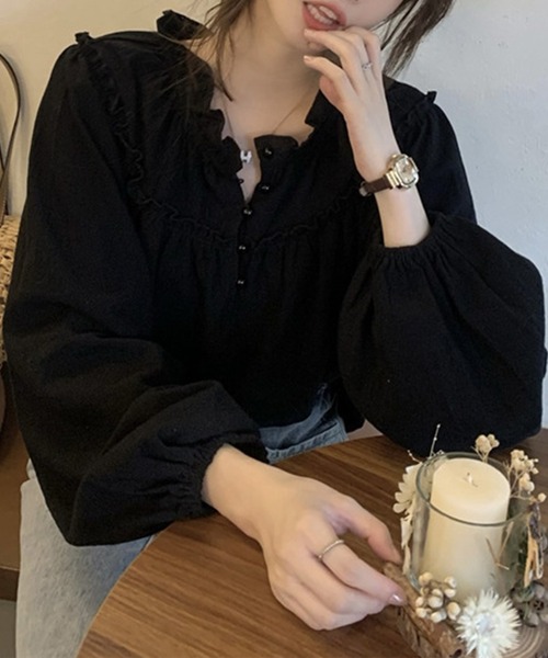 Amulet（アミュレット）の「軽やかに揺れて女性らしく◎フリルネックボリュームスリーブブラウス（シャツ/ブラウス・レディース・ブラック/アイボリー・S/XL/M/L）」の6枚目の写真