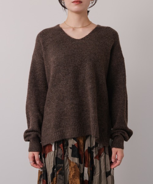 Bou Jeloud（ブージュルード）の「ヤクライクＶネックニットプルオーバー（ニット/セーター・レディース・グリーン/ブラウン/ライトグレー・FREE）」の19枚目の写真