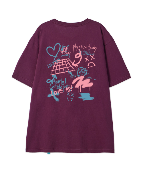 ASTRAL PROJECTION（アストラルプロジェクション）の「[グラフィティ]コットンルーズフィット半袖Tシャツ_プラムパープル（Tシャツ/カットソー・メンズ・その他・LARGE/MEDIUM/X-LARGE/XX-LARGE）」の3枚目の写真