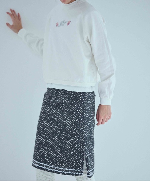 SEA（シー）の「SV ラインストーン ラグランスウェット（スウェット・レディース・ホワイト/チャコールグレー・ONE SIZE）」の7枚目の写真