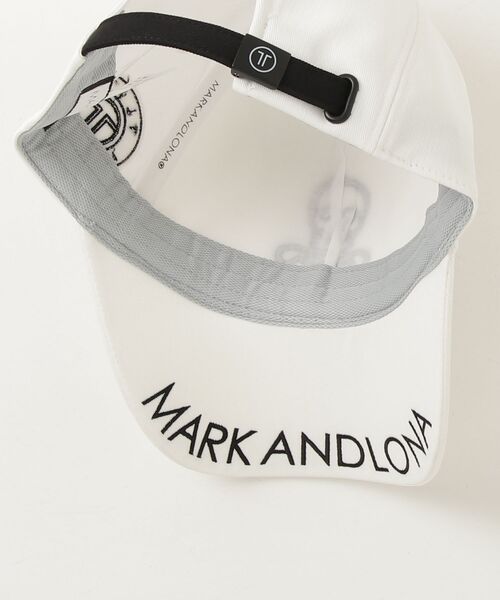 MARK & LONA（マークアンドロナ）の「Lexa Emblem Cap | MEN and WOMEN（キャップ・メンズ・ホワイト/ブラック・SMALL/MEDIUM）」の11枚目の写真
