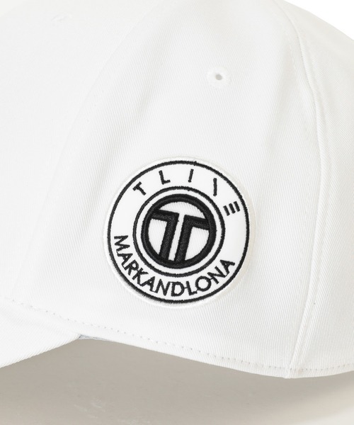 MARK & LONA（マークアンドロナ）の「Lexa Emblem Cap | MEN and WOMEN（キャップ・メンズ・ホワイト/ブラック・SMALL/MEDIUM）」の6枚目の写真