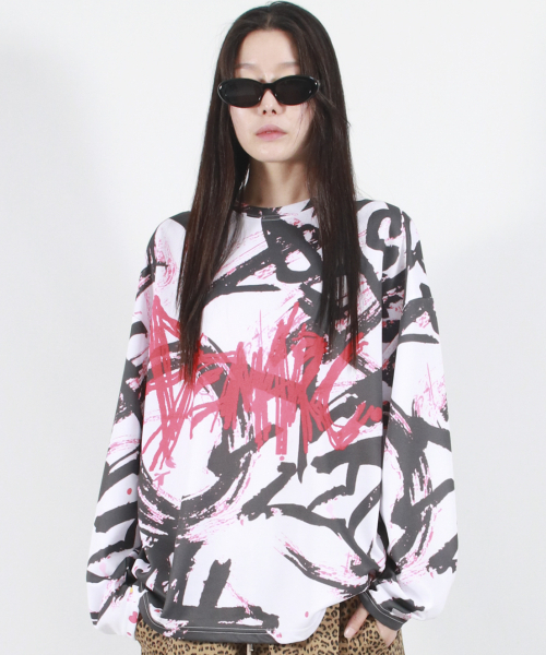 DEMARC（ドゥマーク）の「STREET GRAFFITI LOGO TEXT OVERSIZED T-SHIRT - Black（Tシャツ/カットソー・レディース・その他・MEDIUM/LARGE）」の6枚目の写真