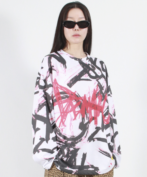 DEMARC（ドゥマーク）の「STREET GRAFFITI LOGO TEXT OVERSIZED T-SHIRT - Black（Tシャツ/カットソー・レディース・その他・MEDIUM/LARGE）」の8枚目の写真