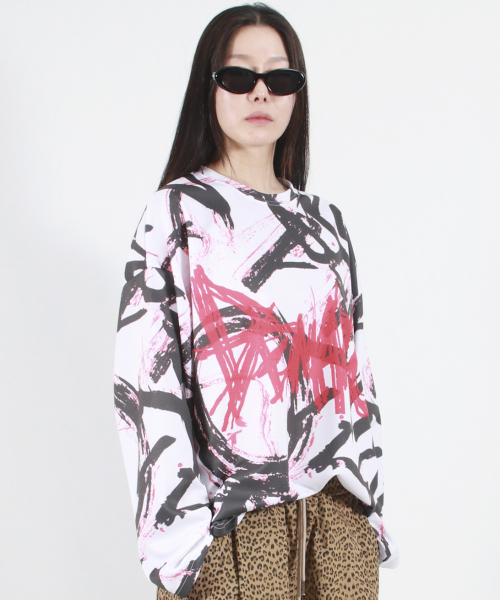 DEMARC（ドゥマーク）の「STREET GRAFFITI LOGO TEXT OVERSIZED T-SHIRT - Black（Tシャツ/カットソー・レディース・その他・MEDIUM/LARGE）」の11枚目の写真