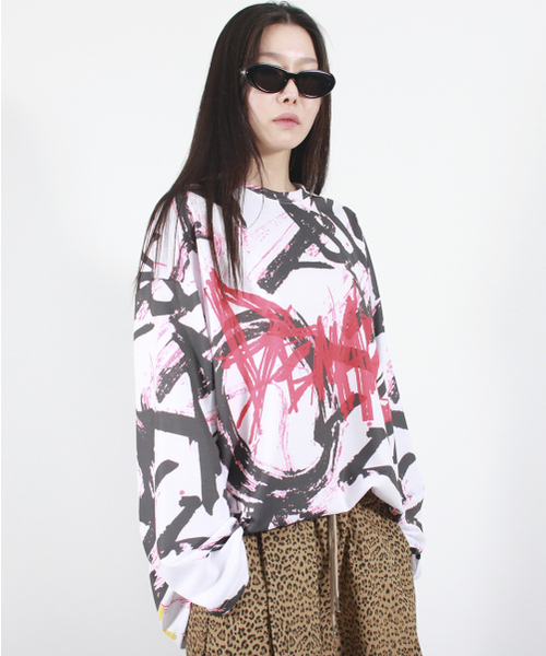 DEMARC（ドゥマーク）の「STREET GRAFFITI LOGO TEXT OVERSIZED T-SHIRT - Black（Tシャツ/カットソー・レディース・その他・MEDIUM/LARGE）」の14枚目の写真
