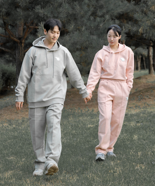 BEARHOUSE(ベアハウス)の「クラウド(Cloud) セミクロップフードパーカー_PK(パーカー・レディース・その他・SMALL/MEDIUM)」の5枚目の写真