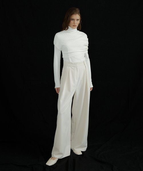 LUCIR ZU(ルシールズ)の「Monet wide slacks (ivory)(スラックス・レディース・その他・SMALL/MEDIUM)」の1枚目の写真