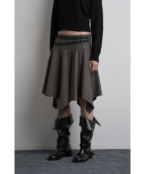 SYNERJYN(シナジン)の「EYELET UNBALANCED MIDI SKIRT CHARCOAL(スカート・レディース・その他・MEDIUM/SMALL)」の3枚目の写真