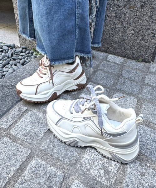 Shoes in Closet（シューズインクローゼット）の「厚底 ボリューム ツートーンカラー ダブルシューレース スニーカー 399（スニーカー・レディース・グレー/ベージュ・LL/S/M/L）」の15枚目の写真