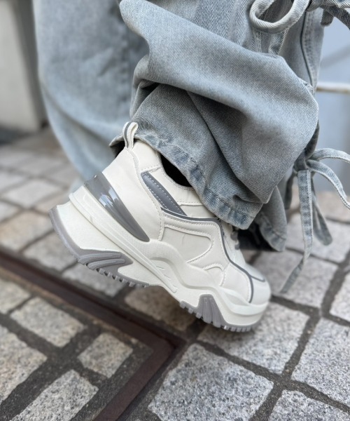 Shoes in Closet（シューズインクローゼット）の「厚底 ボリューム ツートーンカラー ダブルシューレース スニーカー 399（スニーカー・レディース・グレー/ベージュ・LL/S/M/L）」の12枚目の写真