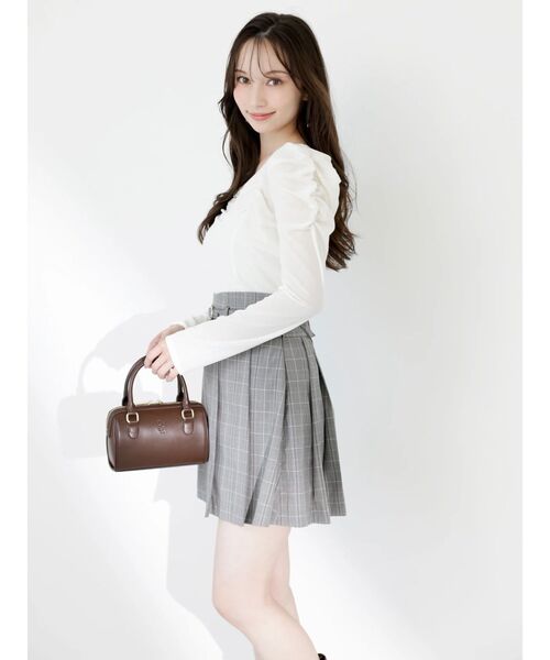 dazzlin(ダズリン)の「Vカットミニプリーツスカート(スカート・レディース・アイボリー/チャコールグレー/その他1/ブラック・MEDIUM/SMALL)」の6枚目の写真