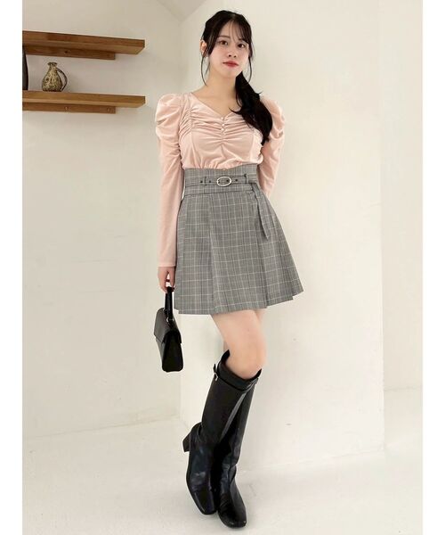 dazzlin(ダズリン)の「Vカットミニプリーツスカート(スカート・レディース・アイボリー/チャコールグレー/その他1/ブラック・MEDIUM/SMALL)」の17枚目の写真