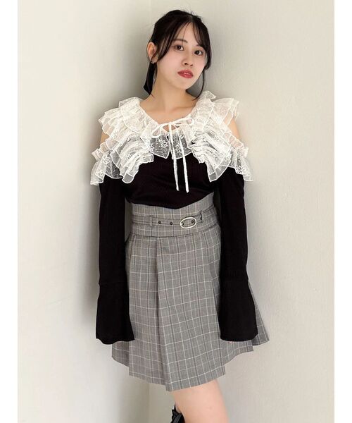 dazzlin(ダズリン)の「Vカットミニプリーツスカート(スカート・レディース・アイボリー/チャコールグレー/その他1/ブラック・MEDIUM/SMALL)」の19枚目の写真