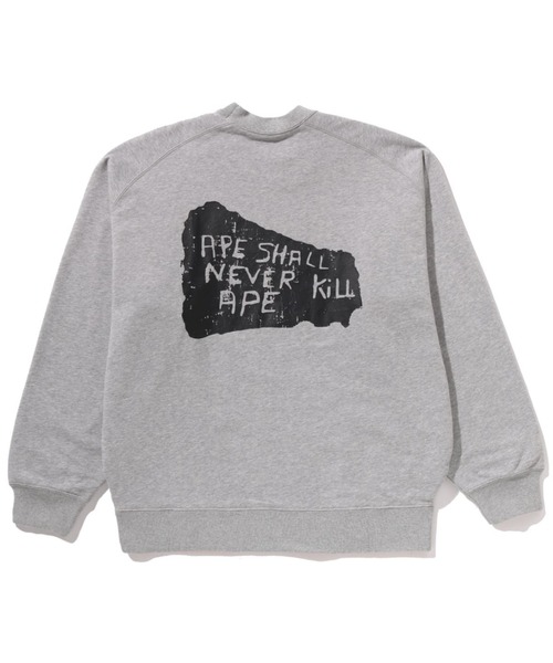 A BATHING APE(アベイシングエイプ)の「BAPE LOGO REVERSIBLE LOOSE FIT CREWNECK SWEATSHIR(スウェット・メンズ・ブラック/グレー・X-LARGE/SMALL/MEDIUM/XX-LARGE/LARGE)」の4枚目の写真