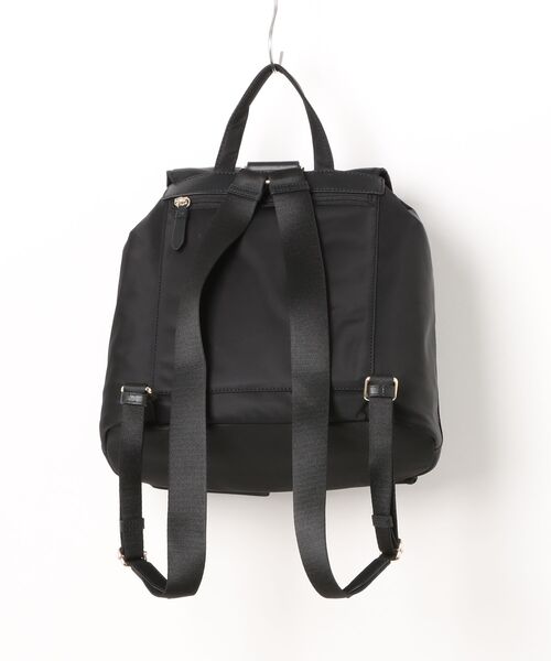 COLE HAAN（コールハーン）の「ナイロン フラップ バックパック womens（バックパック/リュック・レディース・ブラック・OSFA）」の5枚目の写真