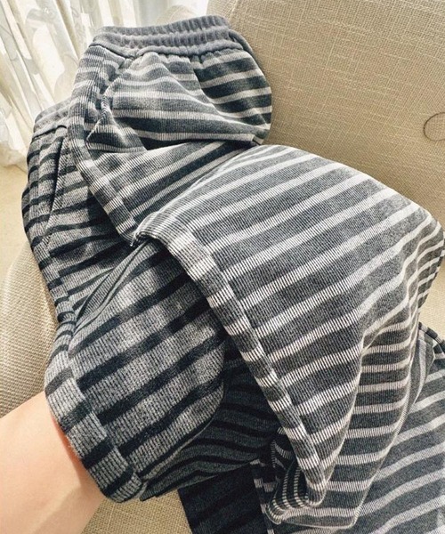 WEGO（ウィゴー）の「WEGO/ボーダーワイドストレートスウェットパンツ（スウェットパンツ・レディース・ホワイト系その他5/グレー系その他5・MEDIUM/LARGE）」の6枚目の写真